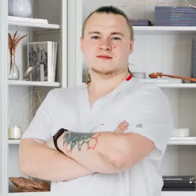доктор Лопин Николай Николаевич фельдшер клиники «Санати» в Волгограде